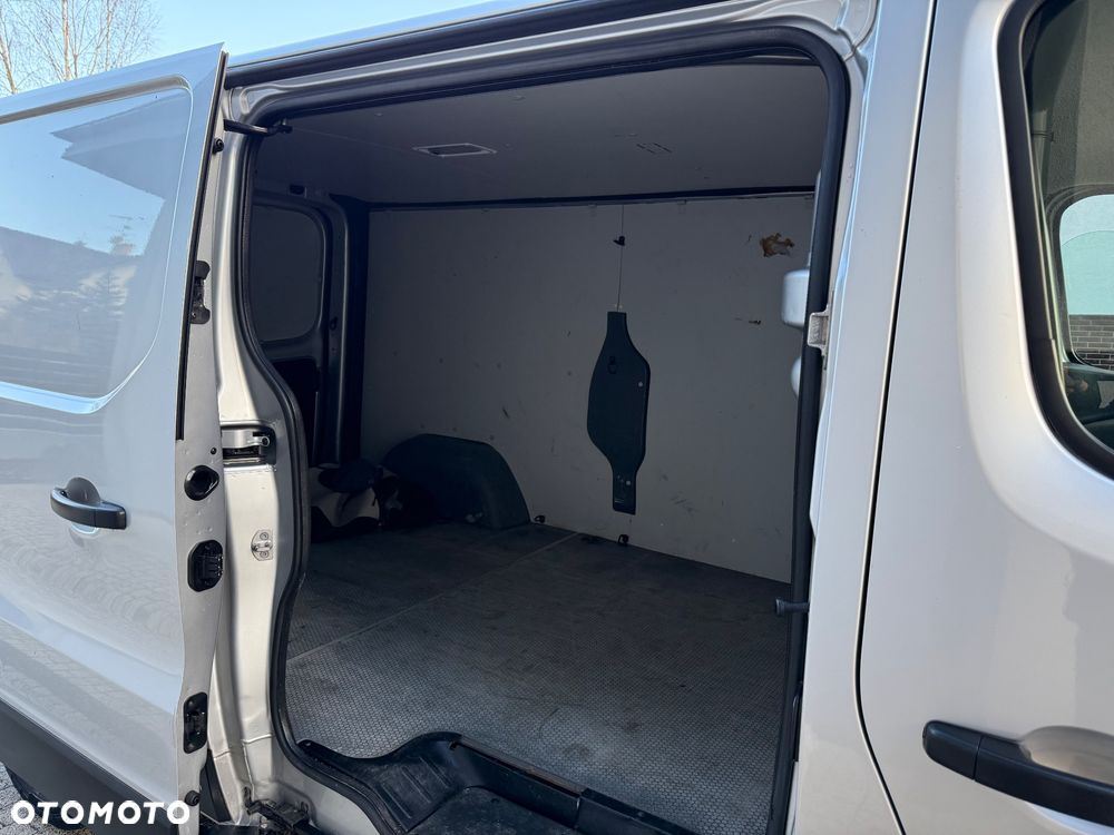 Renault TRAFIC - 7
