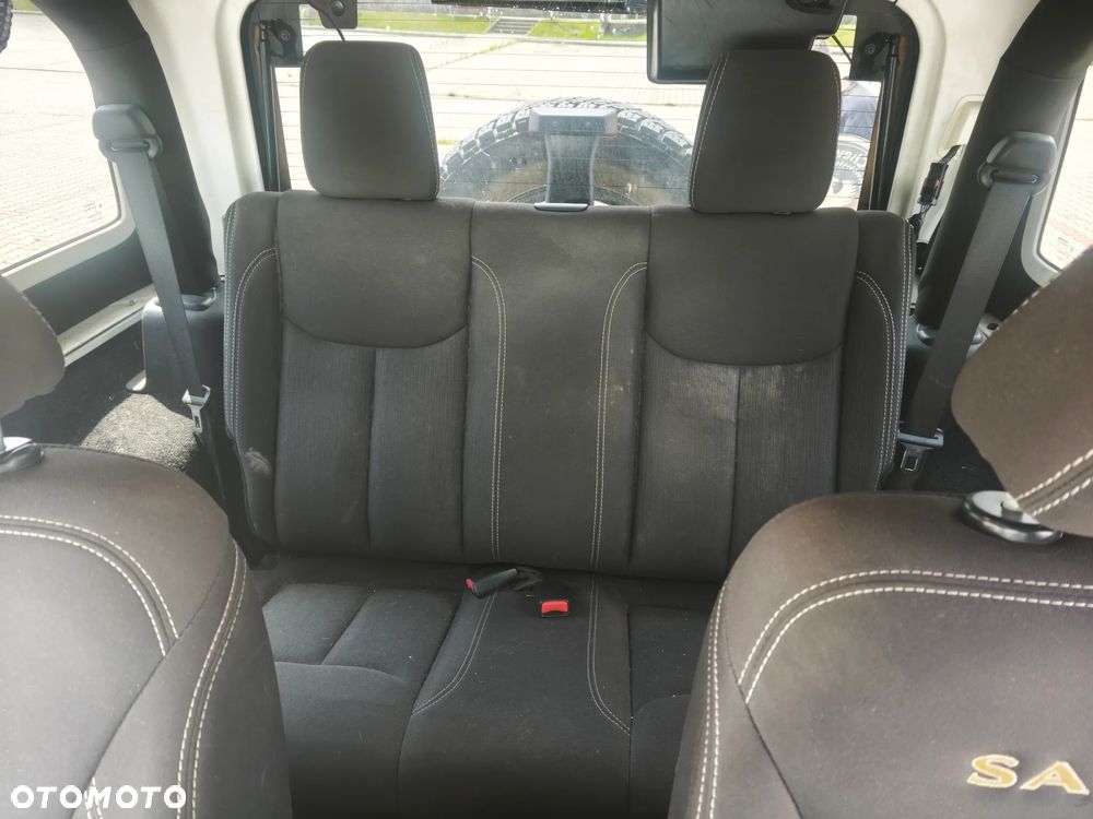 Jeep Wrangler - 26