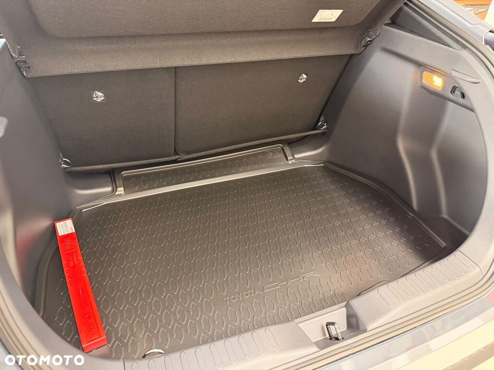 Toyota C-HR 1.8 Hybrid Style - 23