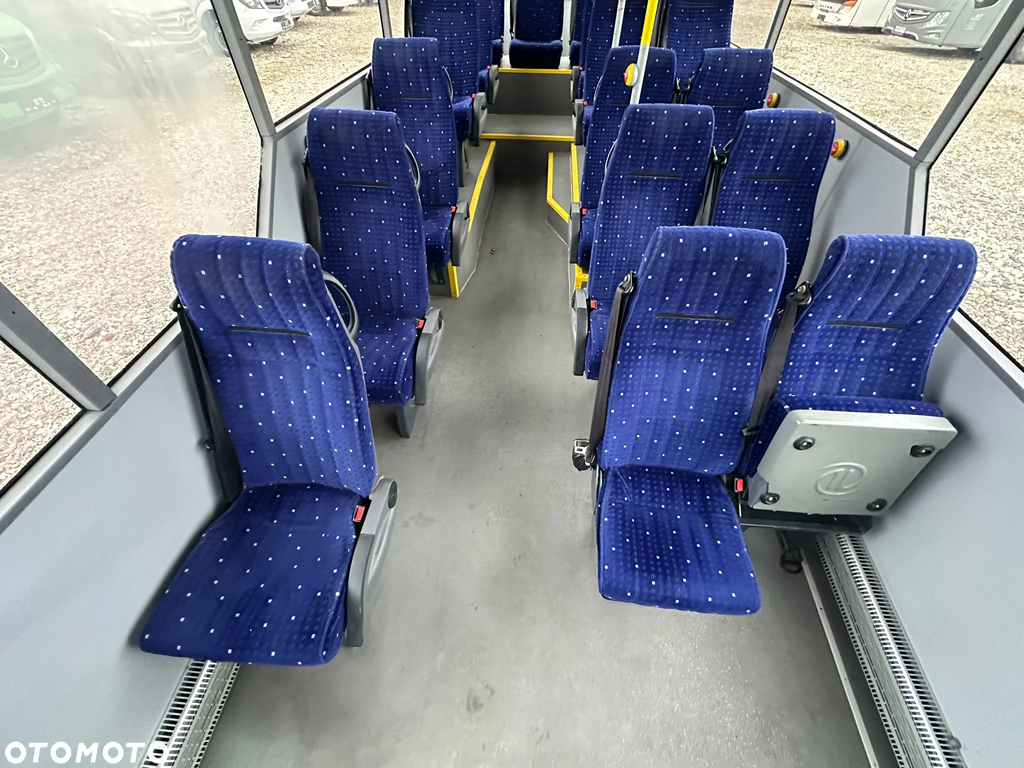 Mercedes-Benz Sprinter 516 - 13