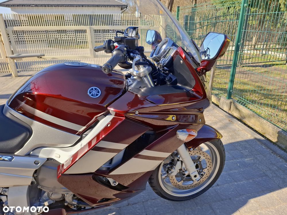 Yamaha FJR - 12