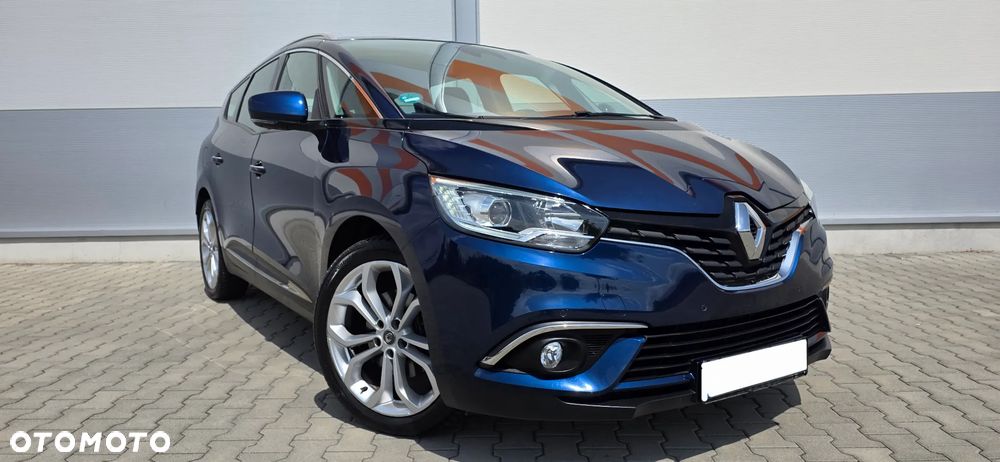 Renault Grand Scenic - 1