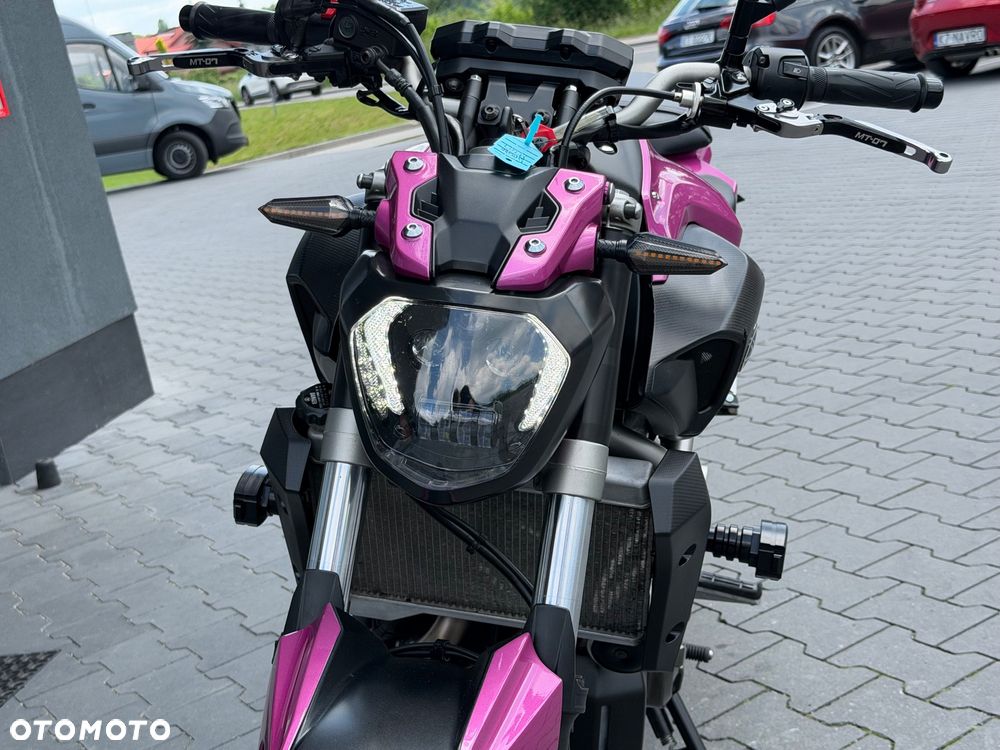 Yamaha MT - 40