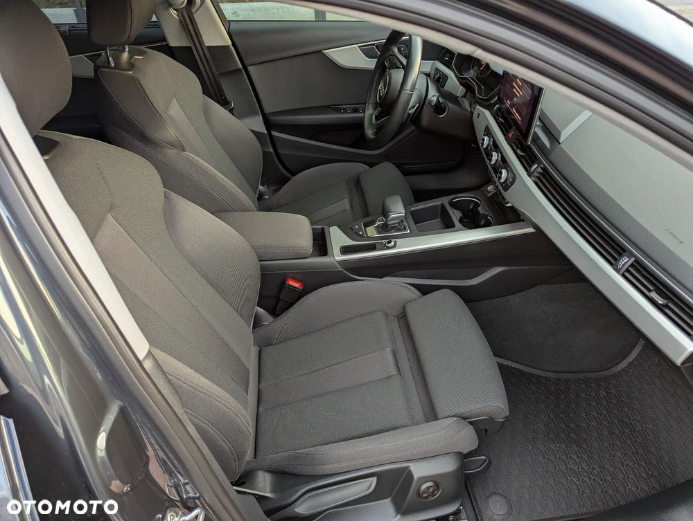 Audi A4 Avant 30 TDI S tronic advanced - 9