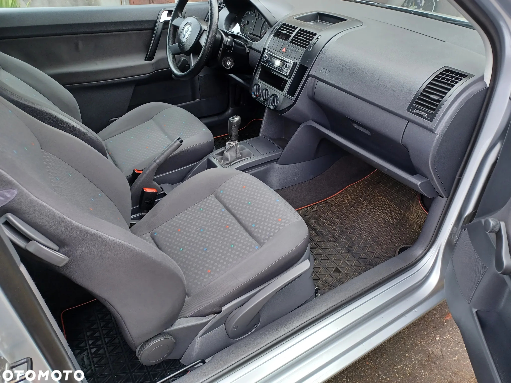 Volkswagen Polo 1.2 Trendline - 4