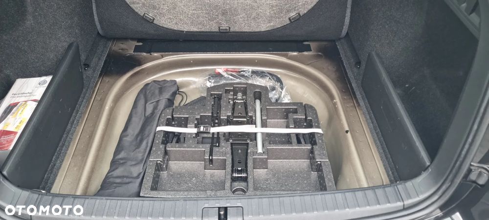 Skoda Octavia 2.0 TDI DSG Style - 11