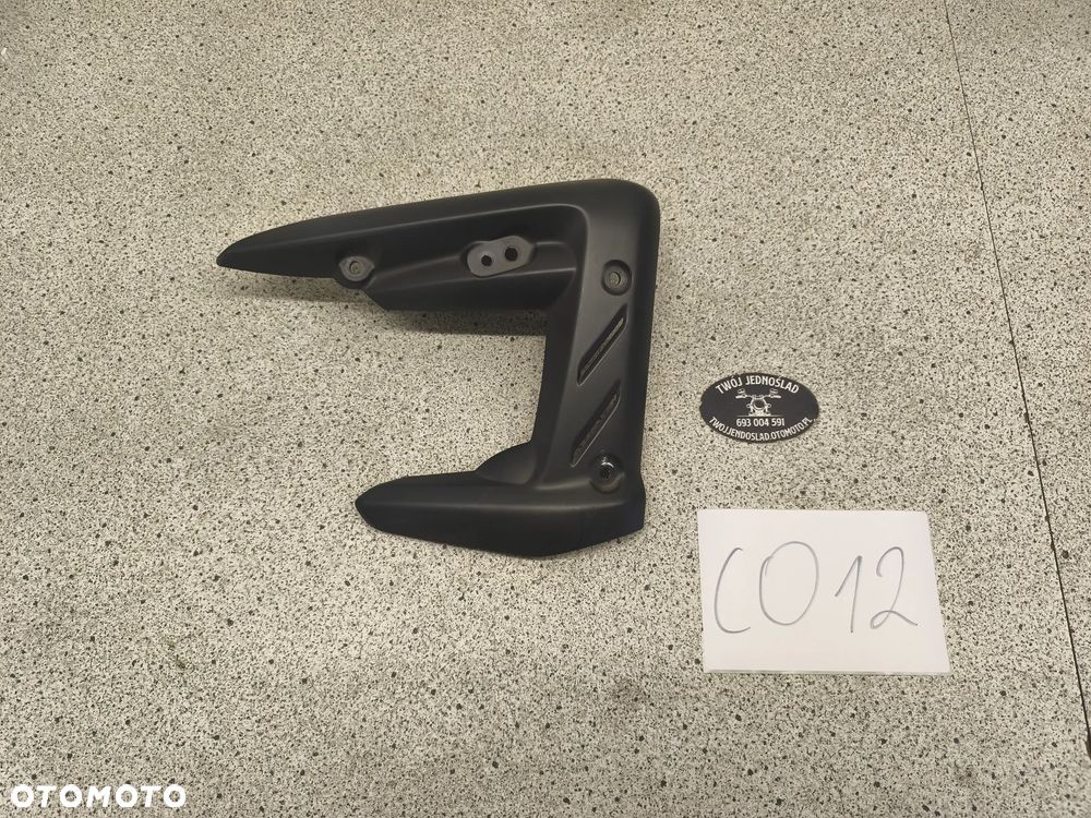 Owiewka, osłona chłodnicy, wypełnienie Triumph Street Triple 675 - 1