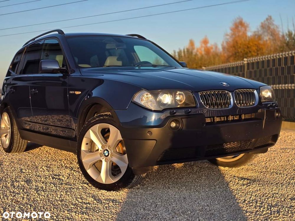 BMW X3 3.0i - 10