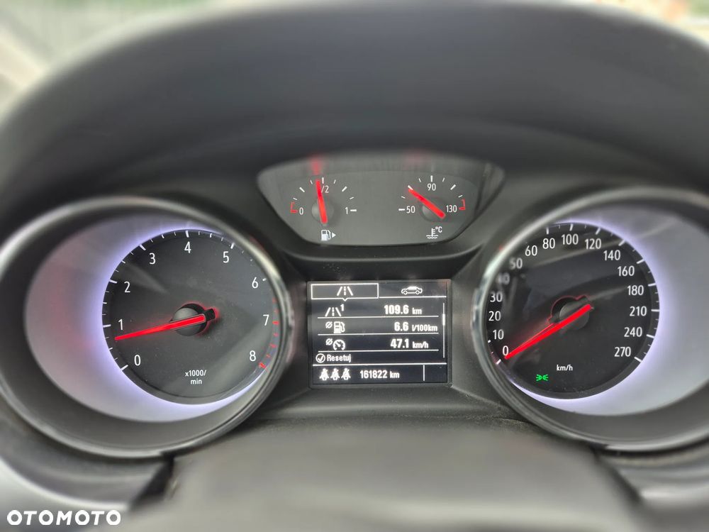 Opel Astra 1.4 T Enjoy - 9