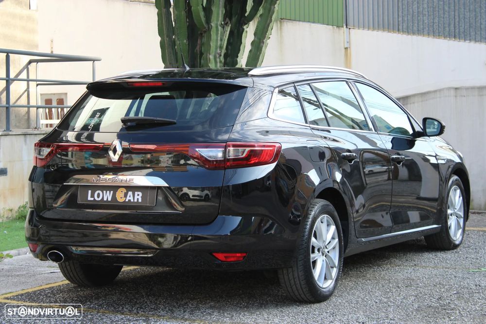 Renault Mégane Sport Tourer 1.5 dCi Zen - 12