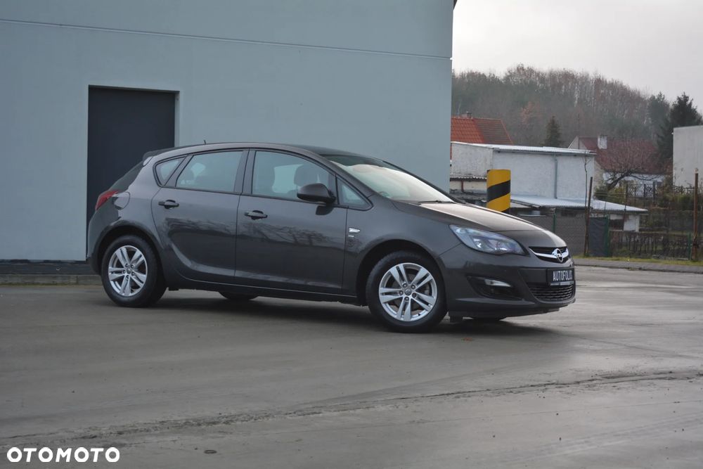 Opel Astra 1.4 Turbo ecoFLEX Start/Stop Exklusiv - 8