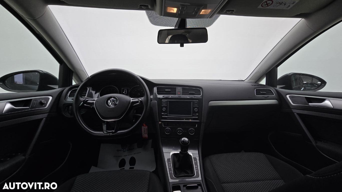 Volkswagen Golf 1.0 TSI Trendline - 14