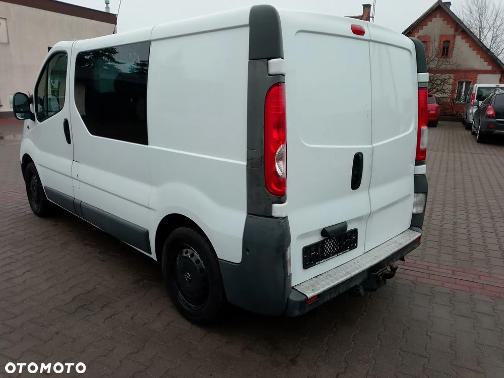 Opel Vivaro - 4