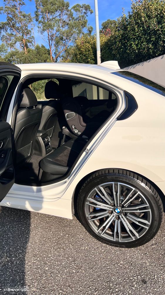 BMW 330 e Touring Pack Desportivo M Pro Auto - 7