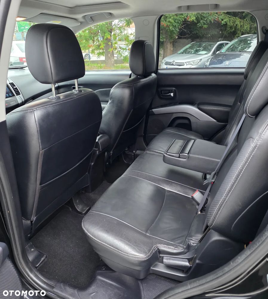 Mitsubishi Outlander 2.2 DI-D 4WD Instyle - 10