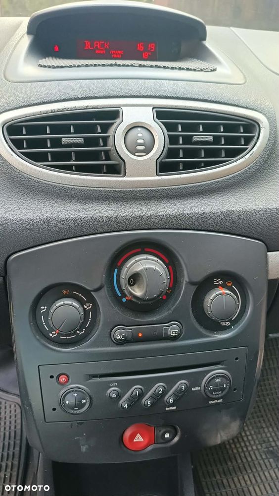Renault Clio 1.5 dCi Wind - 11