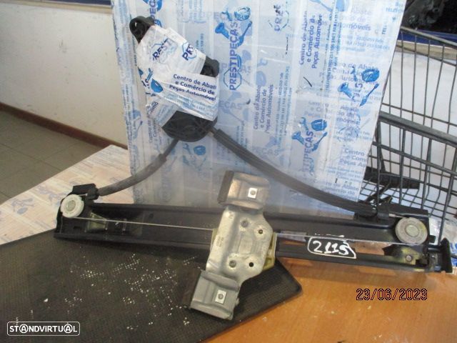 Elevador Sem Motor 120636C SEAT IBIZA 4 6J FASE 1 2009 1.6TDI 90CV 5P BRANCO TDRT SEAT IBIZA 2012 1.2TDI 75CV 5P BRANCO - 2