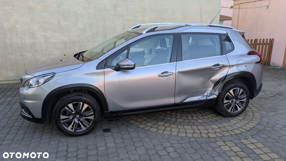 Peugeot 2008 1.6 BlueHDi Allure - 5