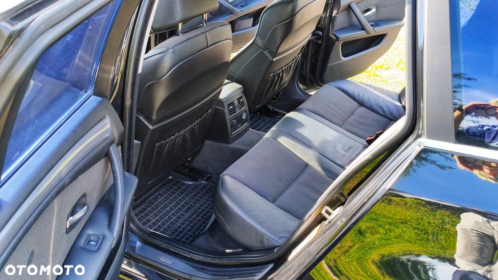 BMW Seria 5 520d Edition Exclusive - 9