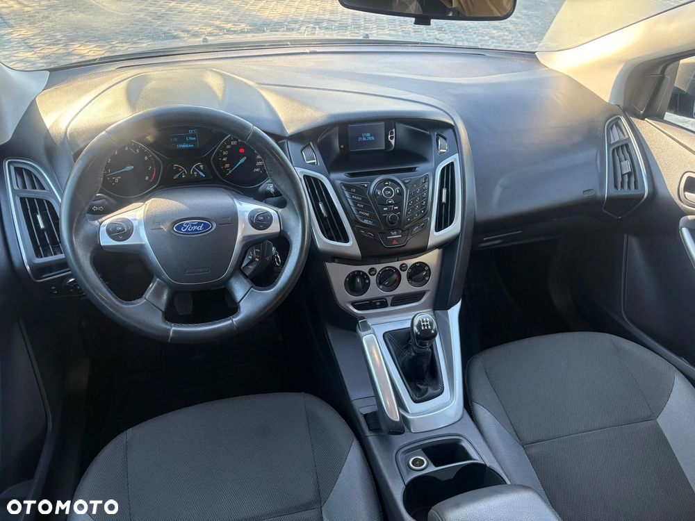 Ford Focus 1.6 Trend - 29