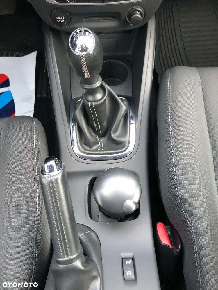 Renault Megane ENERGY TCe 115 Start & Stop Bose Edition - 13