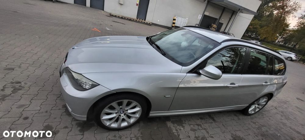 BMW Seria 3 318i - 17