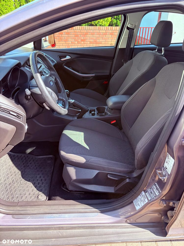 Ford Focus 1.0 EcoBoost Titanium - 13