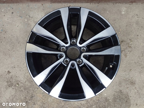 Felga Mercedes w206 8J 17 ET49,5 A2064016100