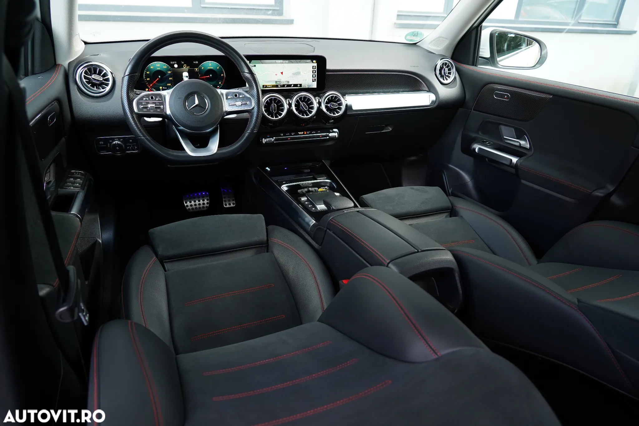 Mercedes-Benz GLB 200 d 8G-DCT AMG Line - 6