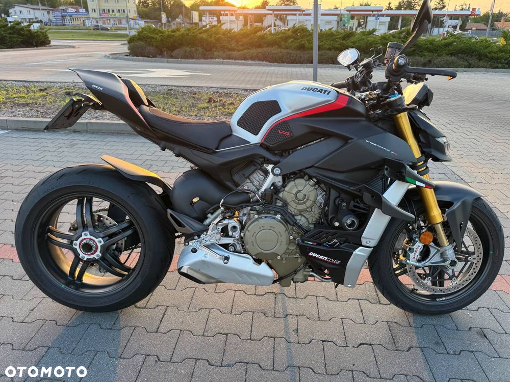 Ducati Streetfighter V4 - 1