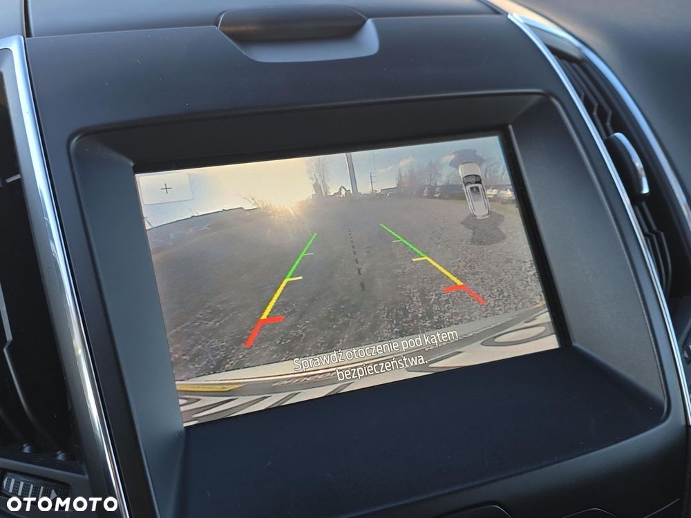 Ford S-Max 2.0 EcoBlue Titanium - 24