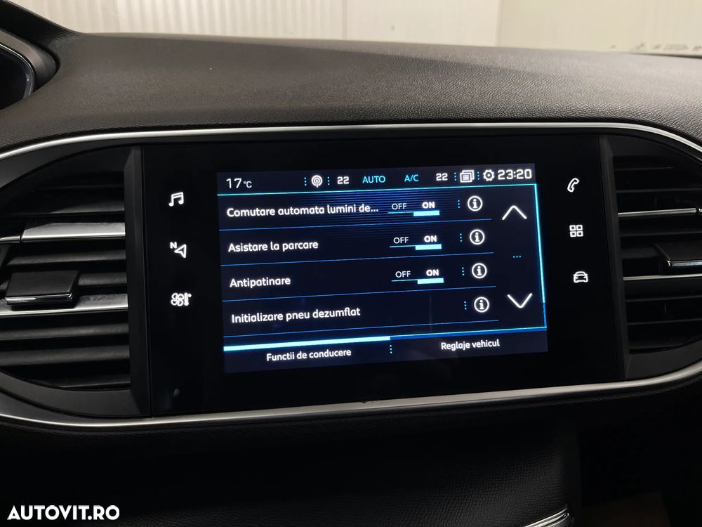 Peugeot 308 PureTech 130 GPF EAT8 Stop & Start Allure Pack - 22
