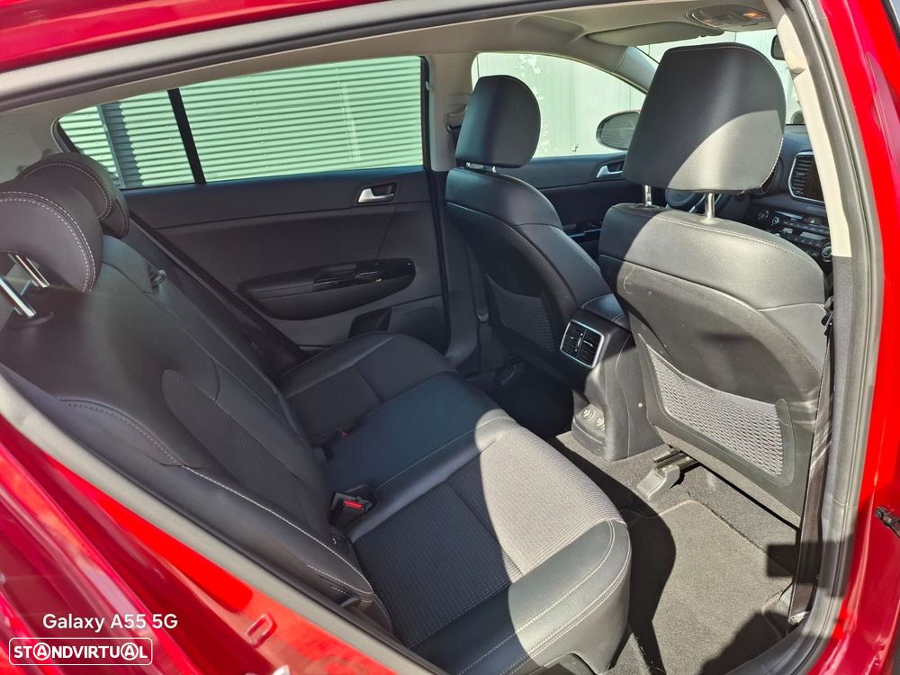 Kia Sportage 1.6 CRDI ISG MHEV Tech - 24