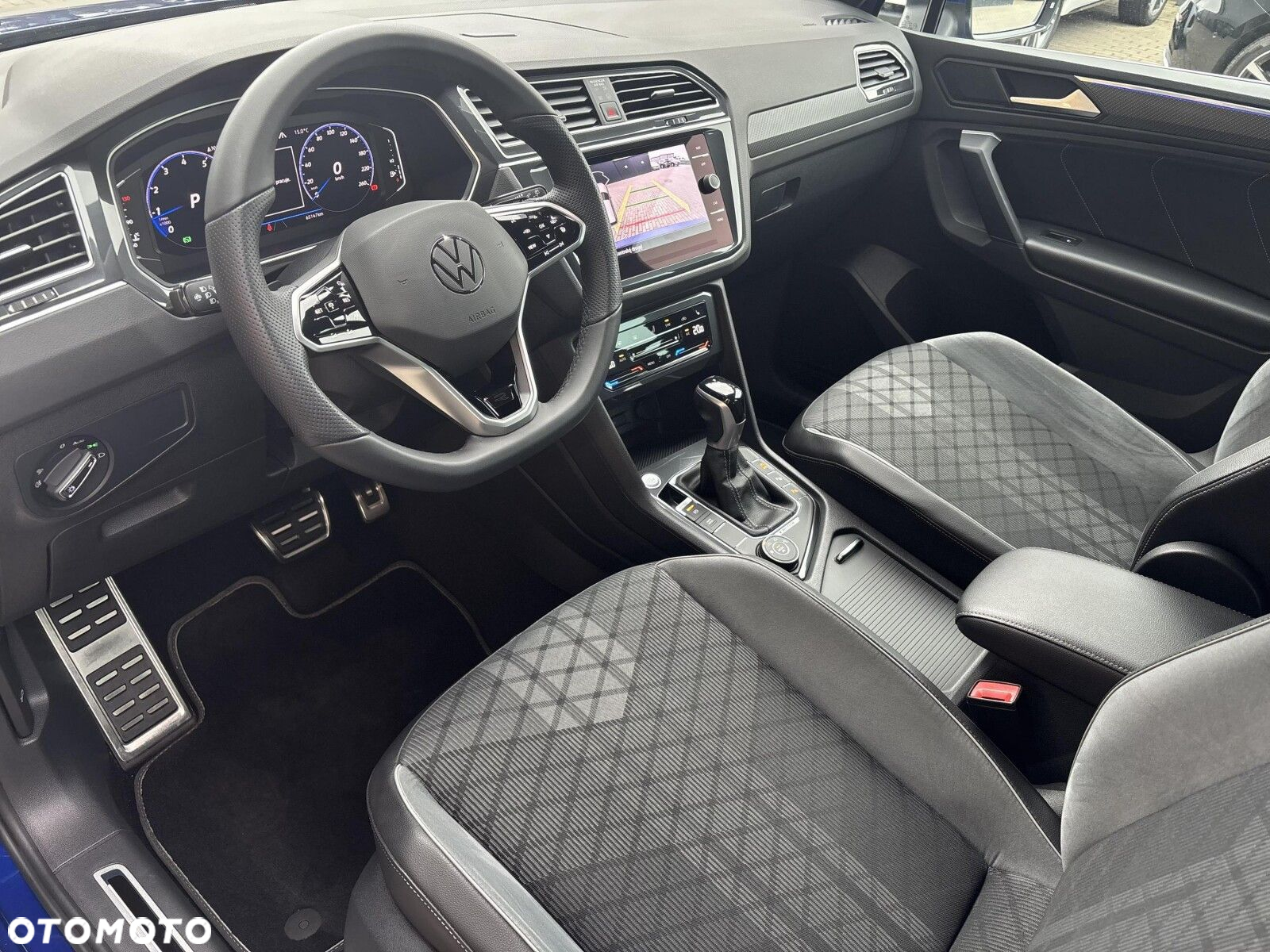 Volkswagen Tiguan - 16
