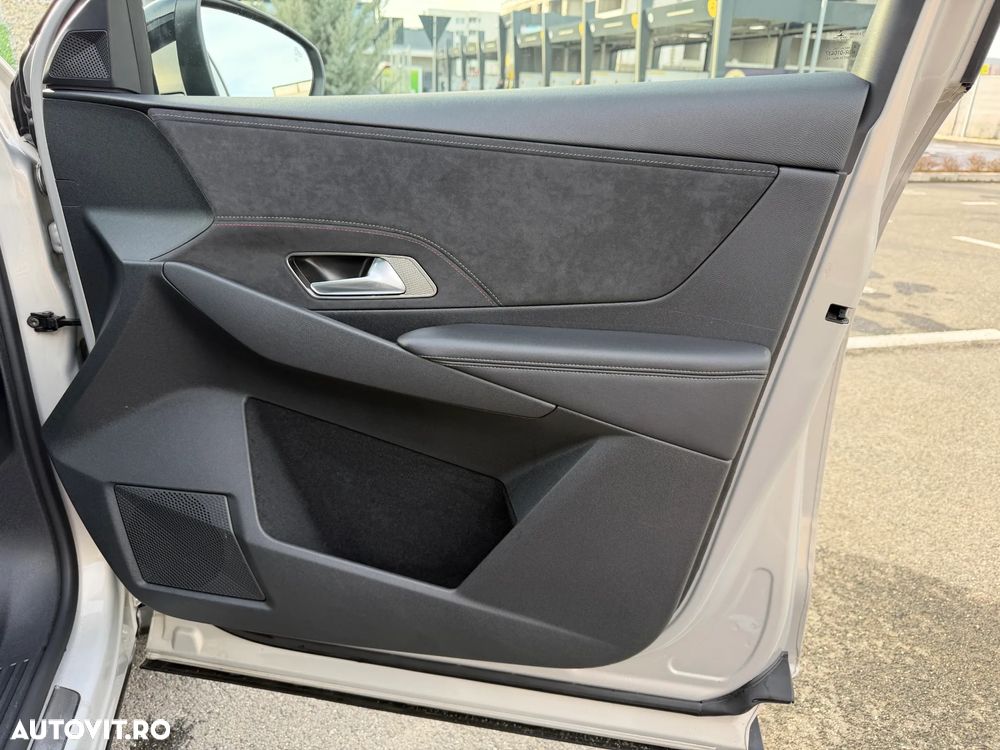 DS Automobiles DS 7 Crossback 1.6 PHeV FWD 225 EAT8 PERFORMANCE LINE + - 32