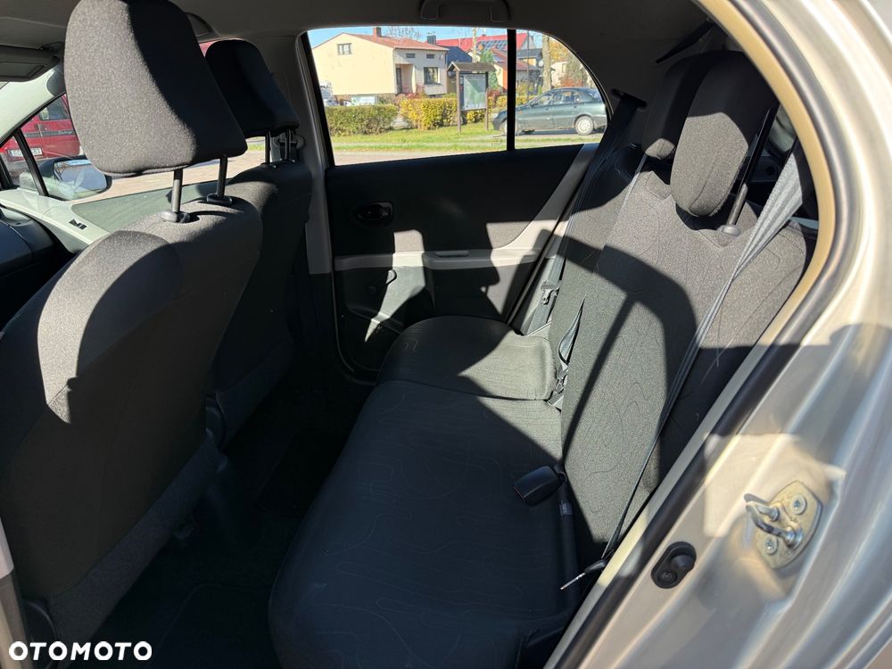 Toyota Yaris 1.33 Luna - 9