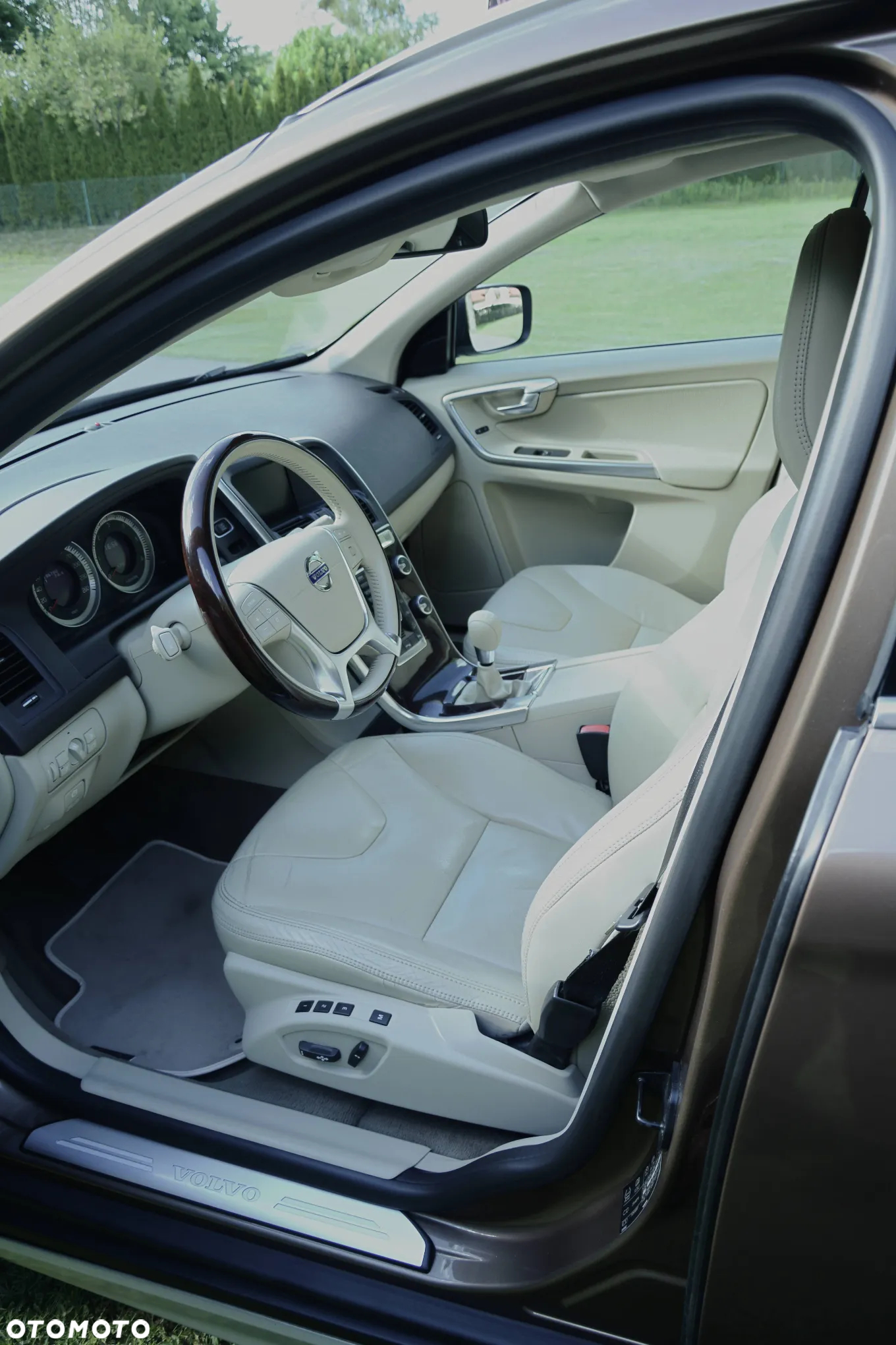 Volvo XC 60 2.4D AWD Summum - 6