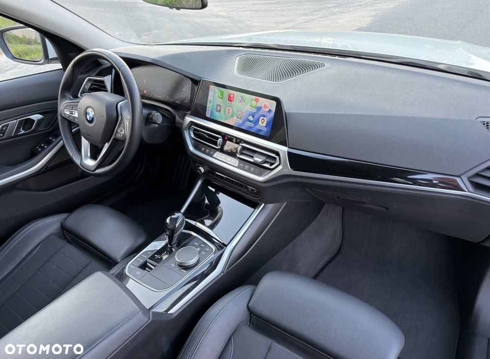 BMW Seria 3 320d MHEV Sport Line - 35