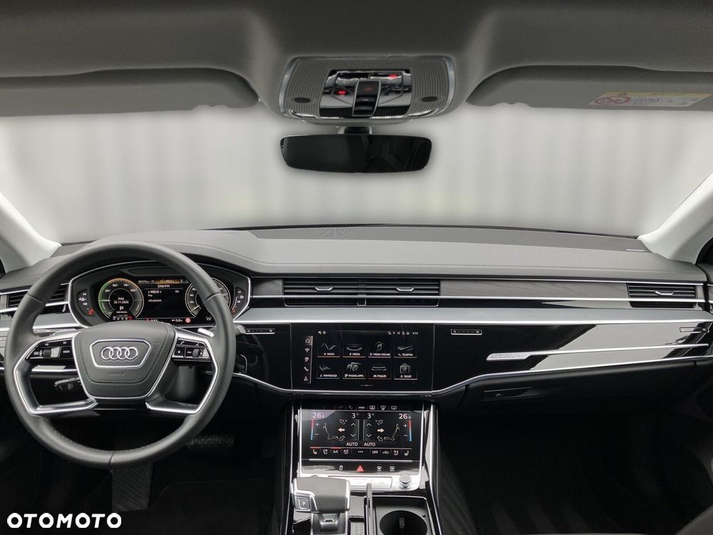 Audi A8 - 10