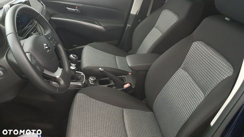 Suzuki S-Cross - 16