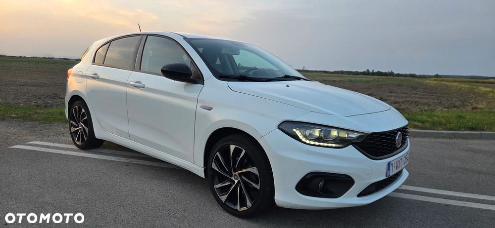 Fiat Tipo 1.4 T-Jet S-Design - 2
