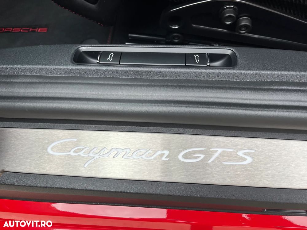 Porsche Cayman - 12