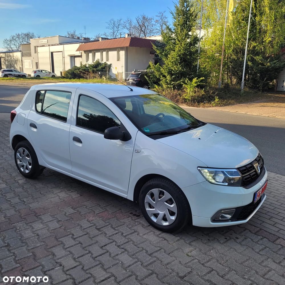Dacia Sandero SCe 75 Essential - 3
