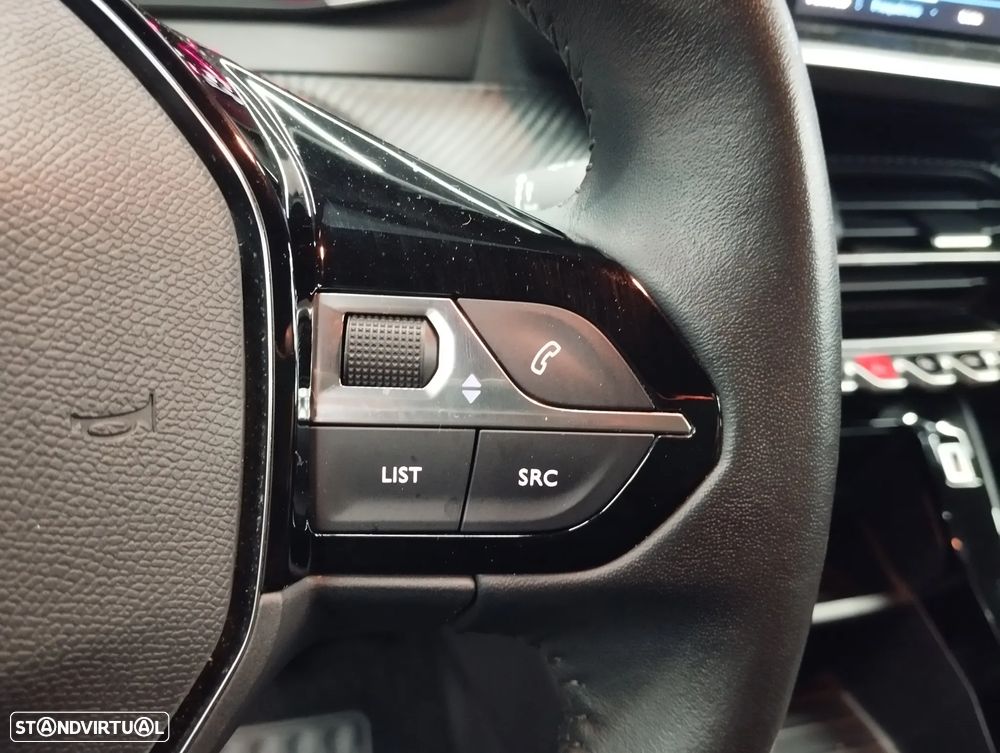 Peugeot 2008 1.2 PureTech Active Pack - 19