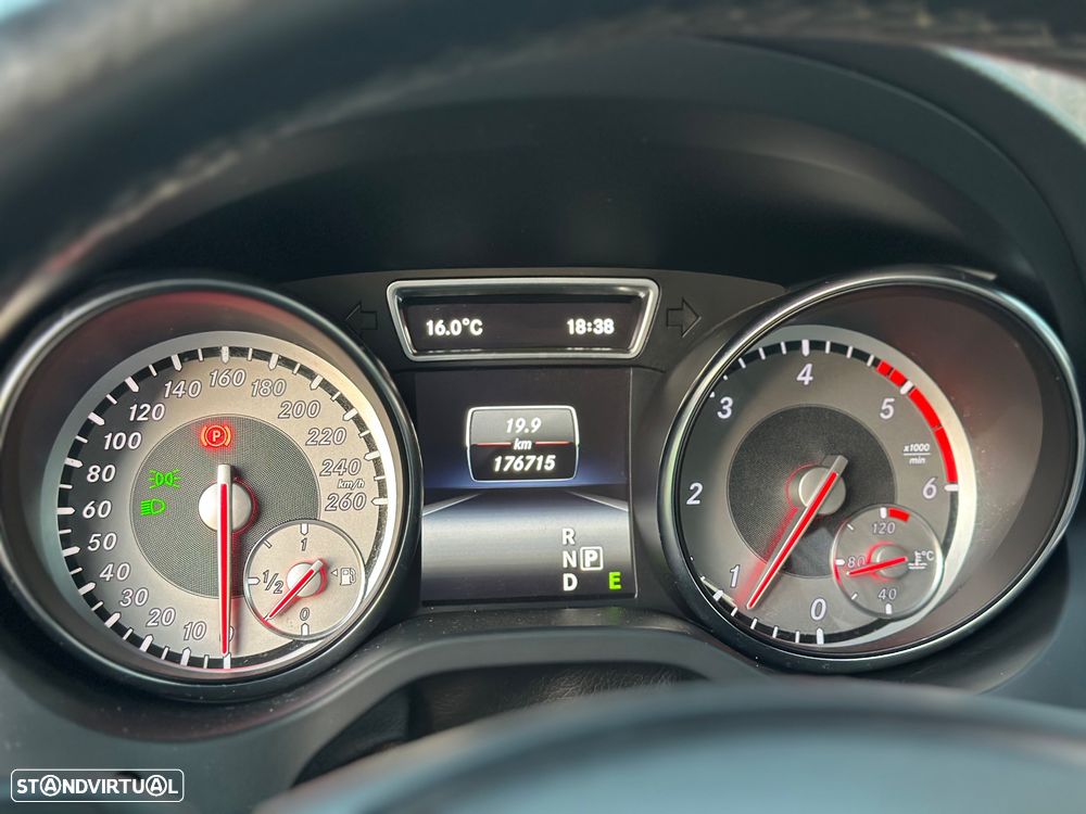 Mercedes-Benz CLA 200 (CDI) d 4Matic 7G-DCT - 17