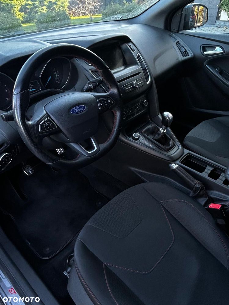 Ford Focus - 5