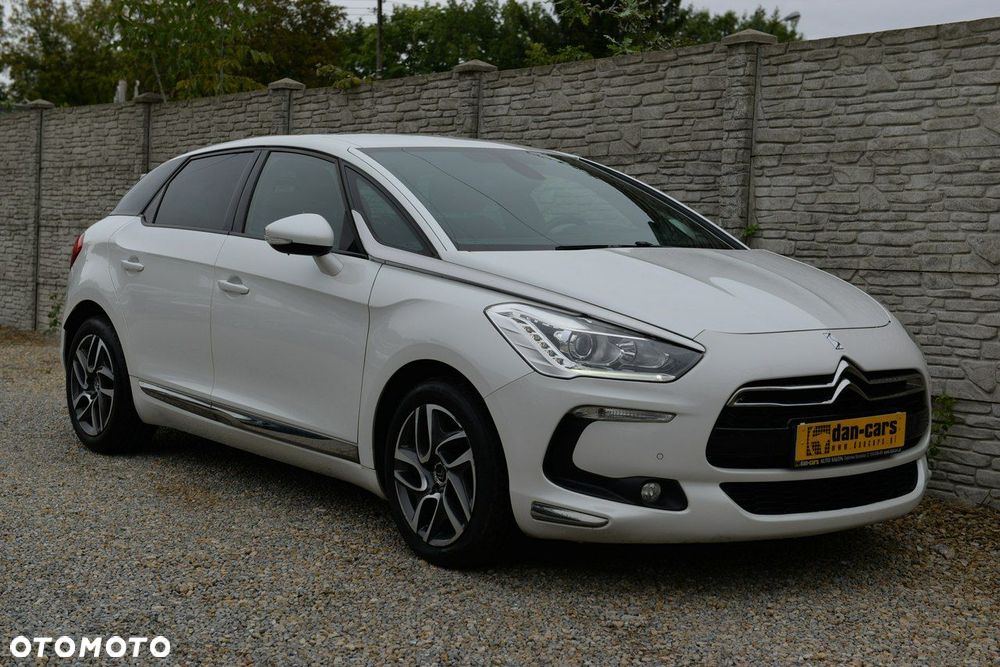 Citroën DS5 HDi 165 Chic - 7