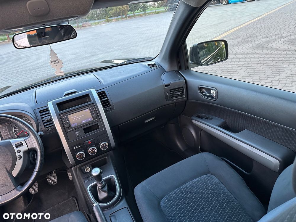 Nissan X-Trail 2.0 dCi 4x4 DPF Platinum - 22