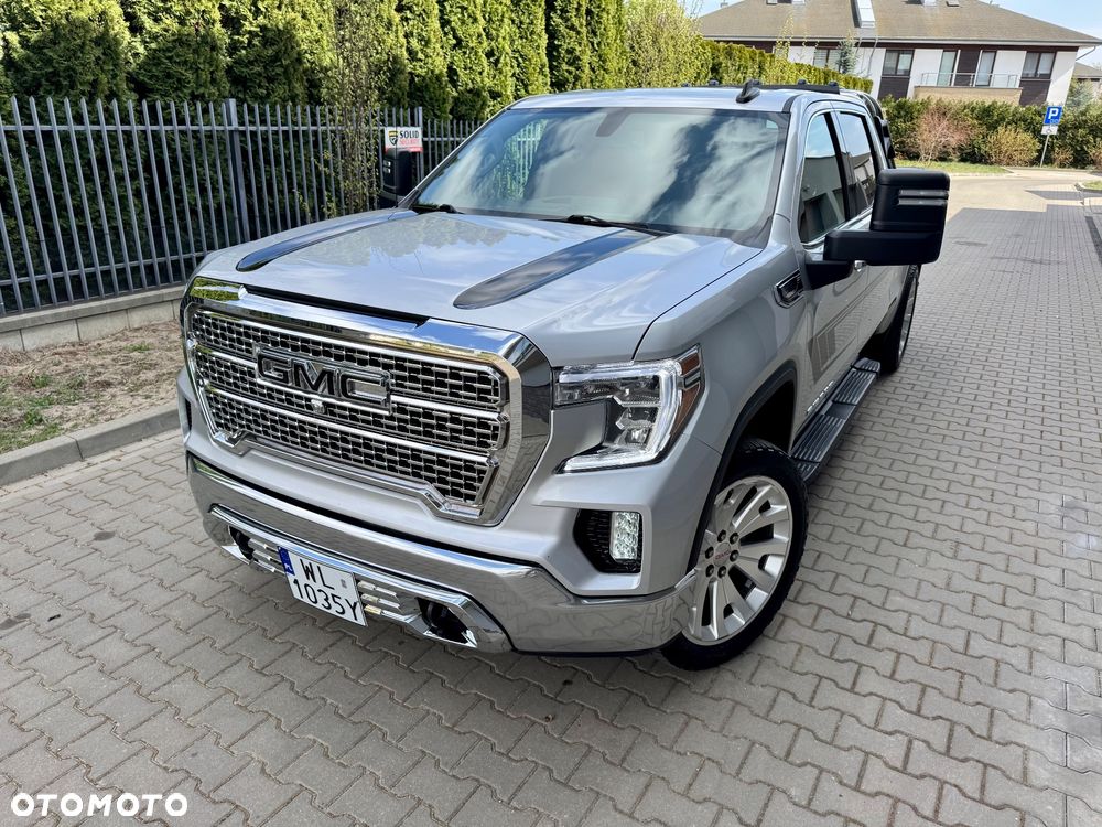 GMC Sierra - 2