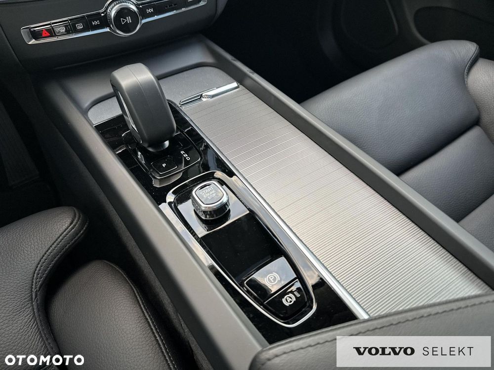Volvo XC 60 - 16